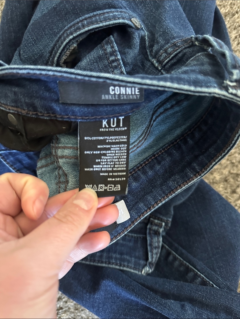 Kut from the Kloth Indigo Skinny Jeans - Picture 4 of 5